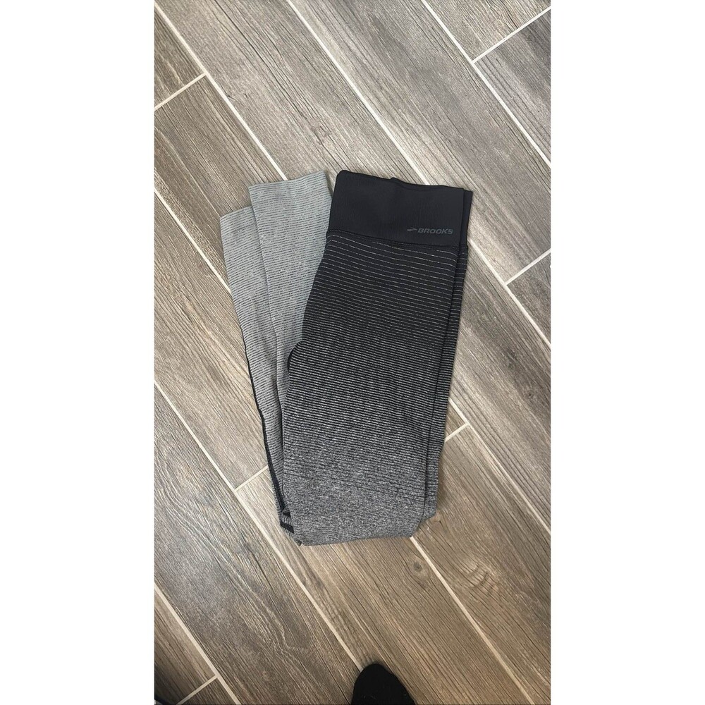 Brooks Womens Ombre Striped Cropped Leggings Black Gray Activewear Size Large